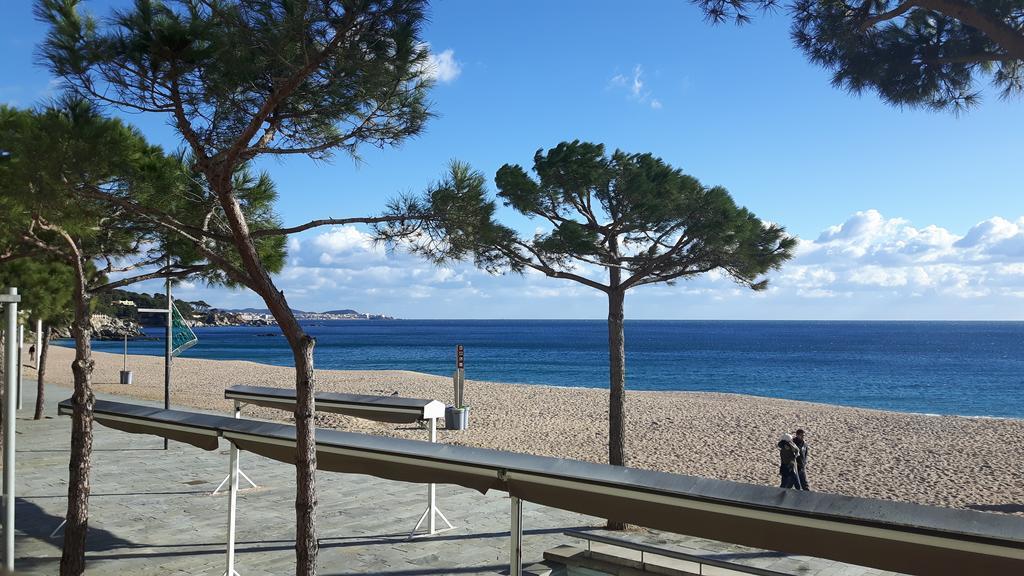 Apartamentos Catalunya Platja d'Aro Bagian luar foto