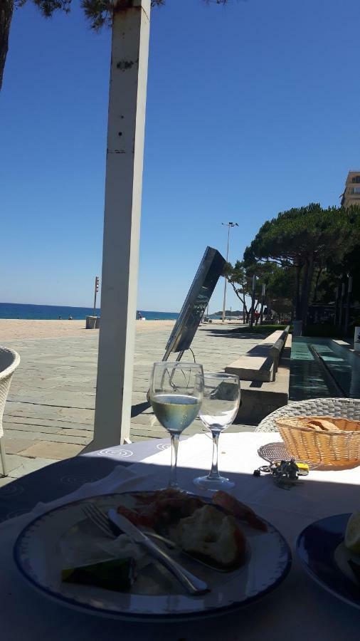 Apartamentos Catalunya Platja d'Aro Bagian luar foto
